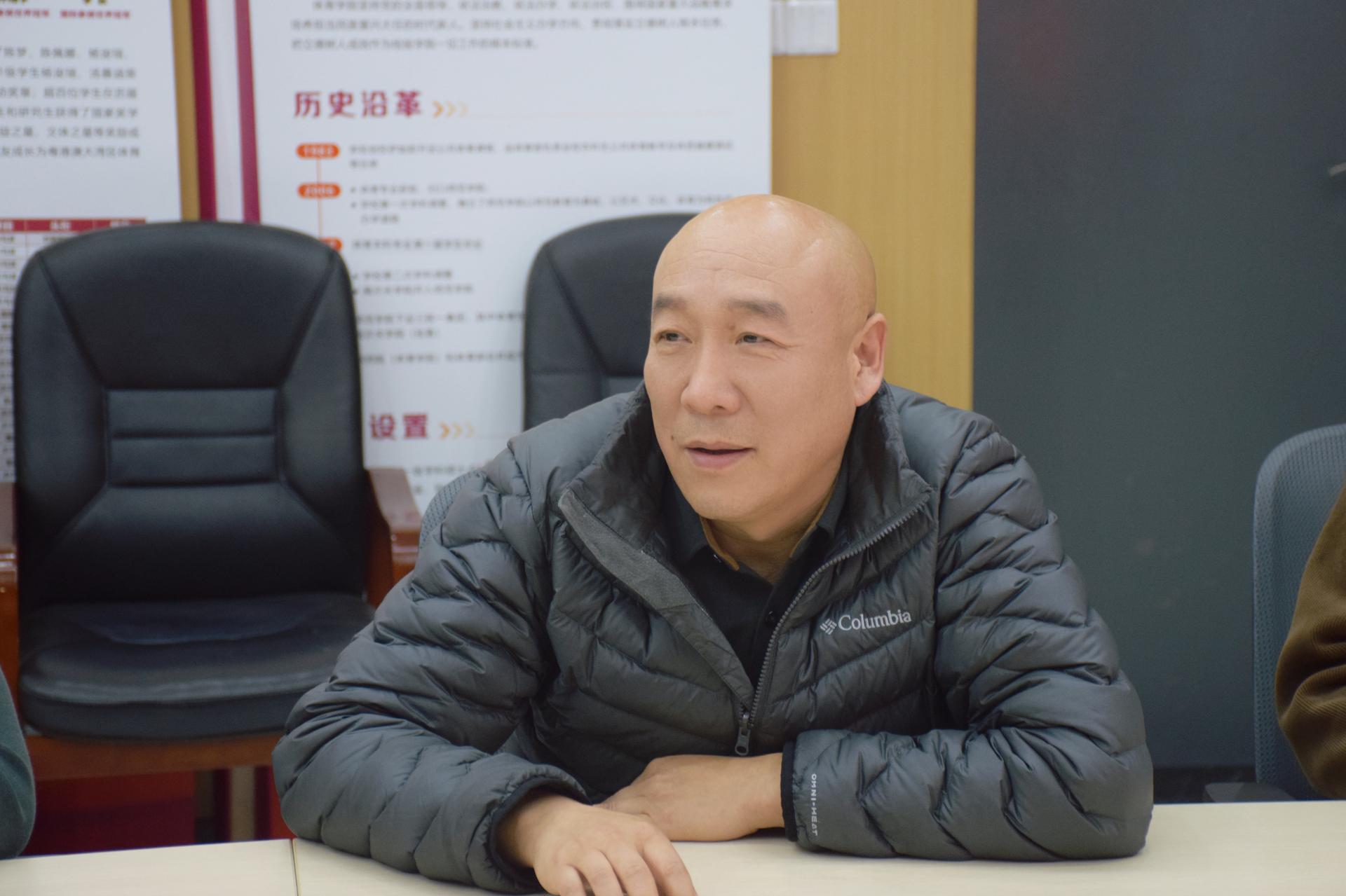 免费黑料网站