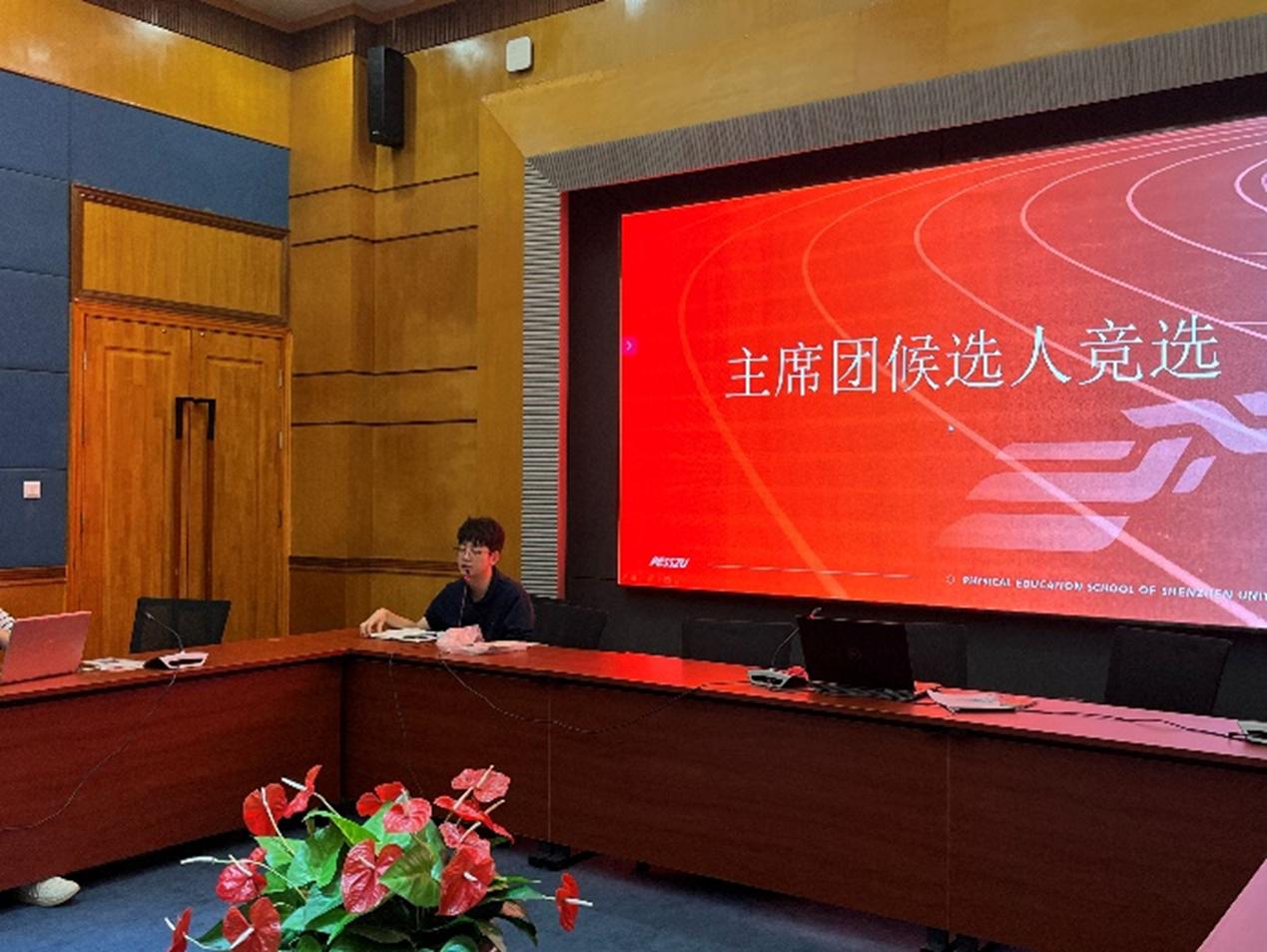 免费黑料网站