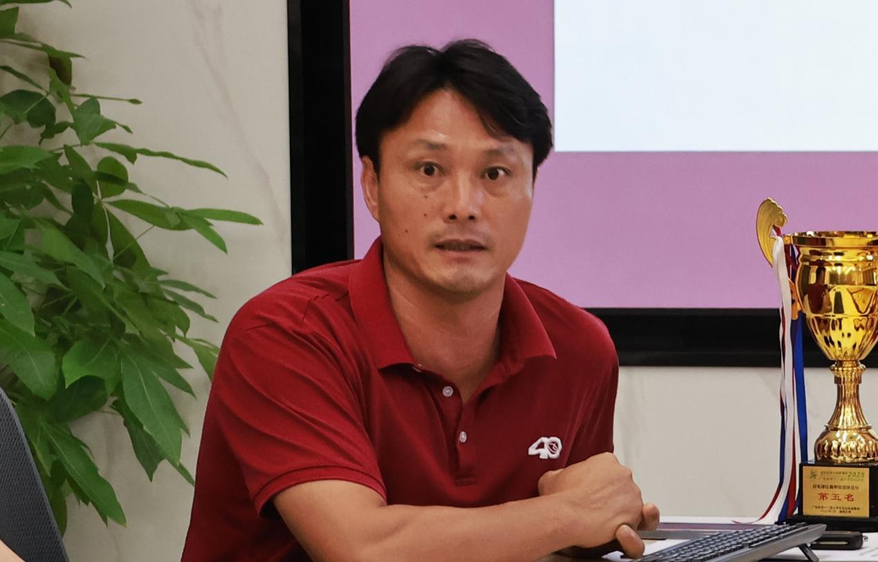 免费黑料网站