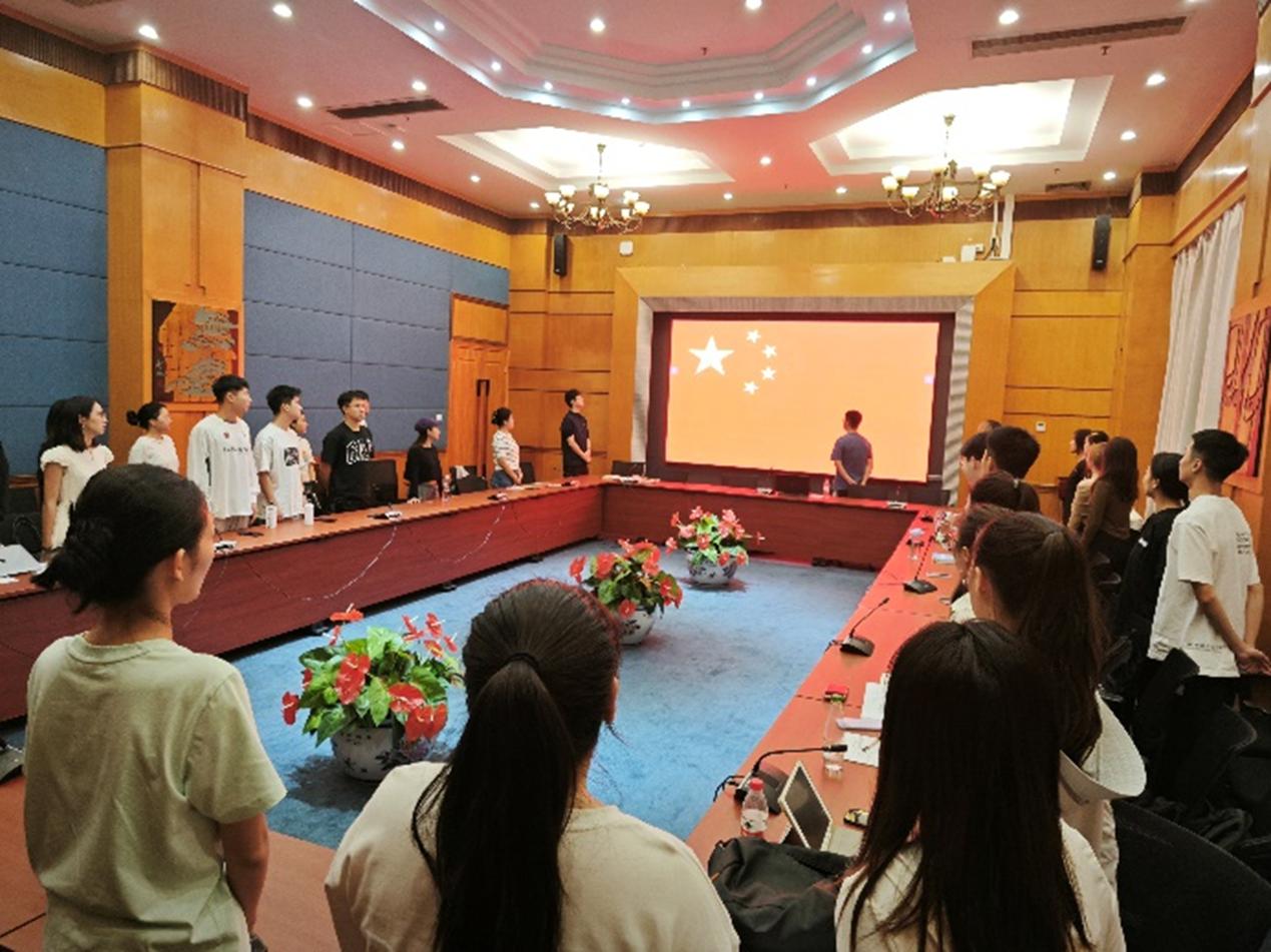 免费黑料网站