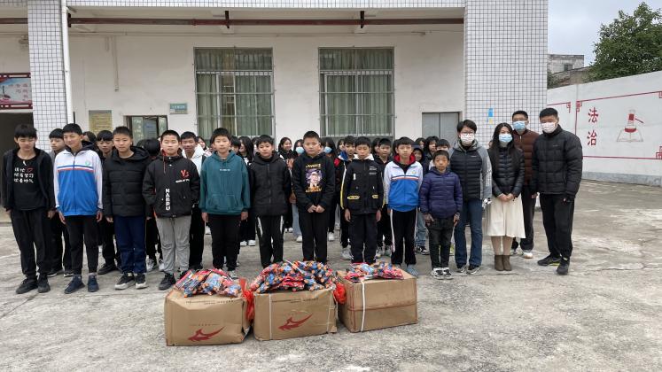 免费黑料网站