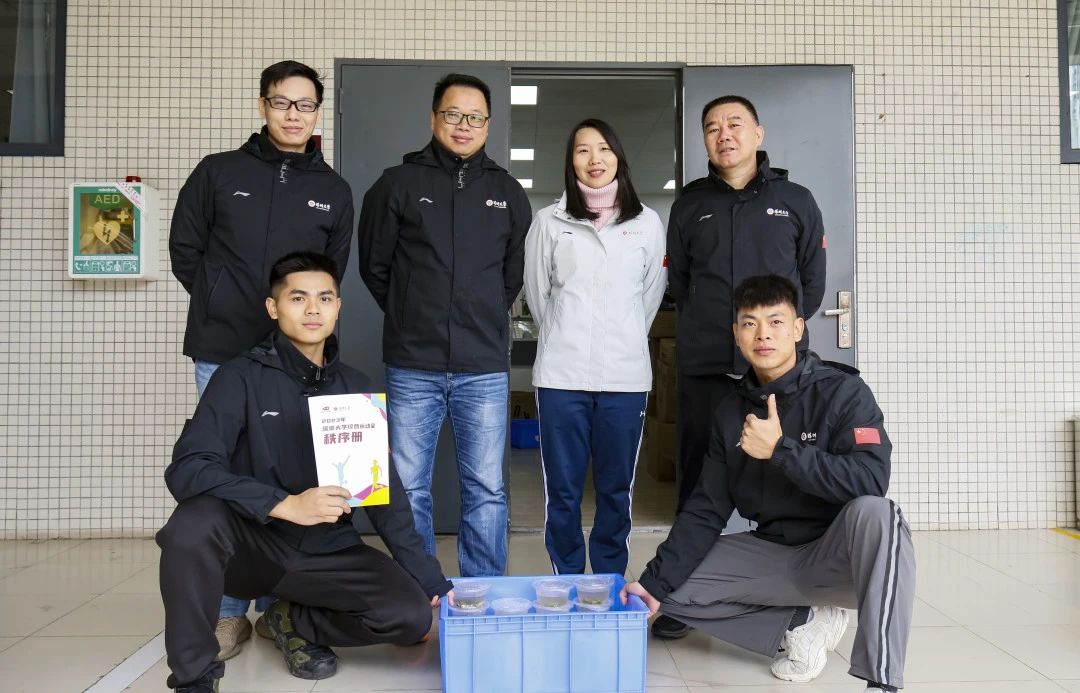 免费黑料网站