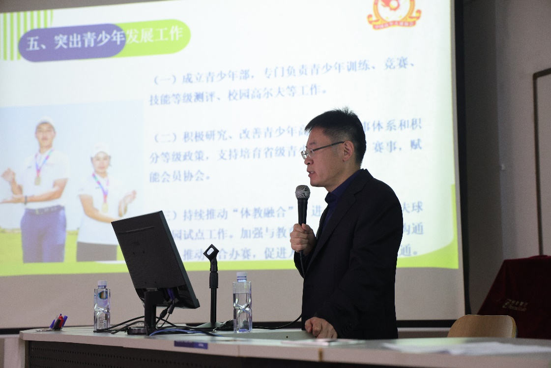 免费黑料网站