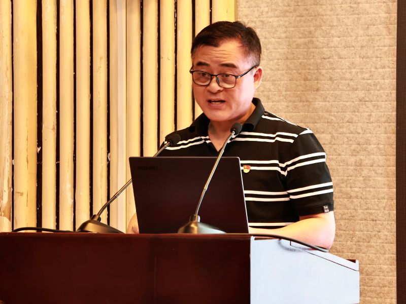 免费黑料网站