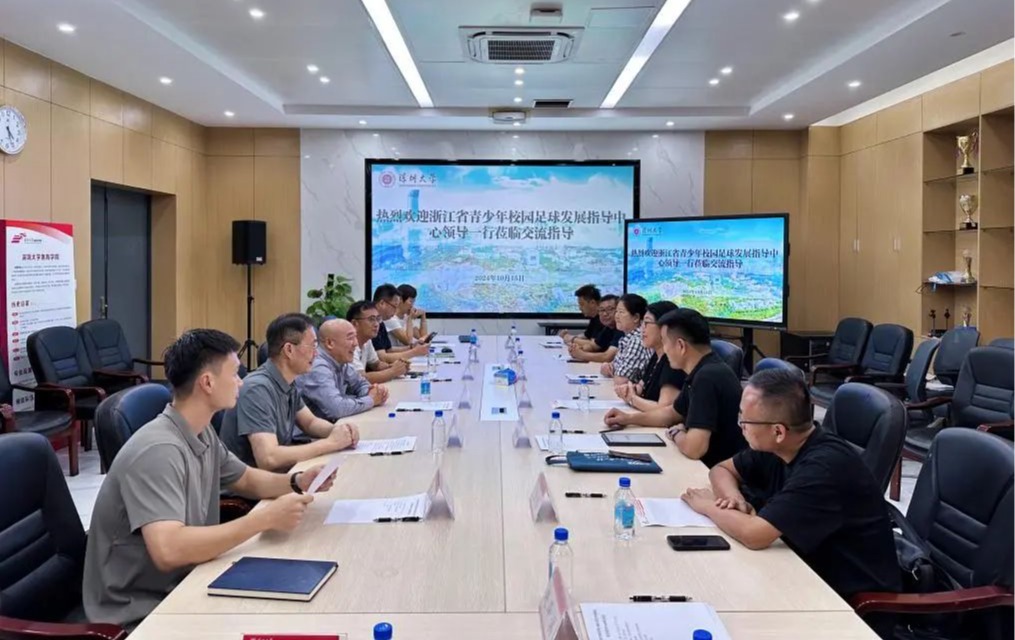 免费黑料网站