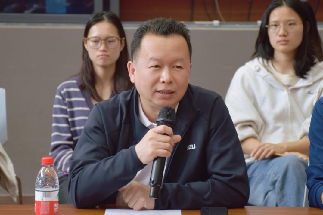 免费黑料网站