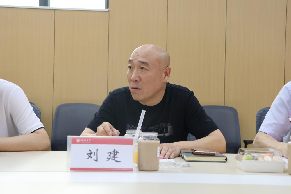 免费黑料网站