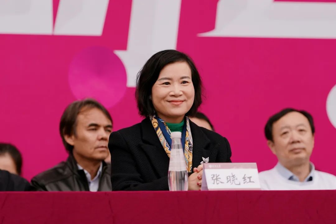 免费黑料网站