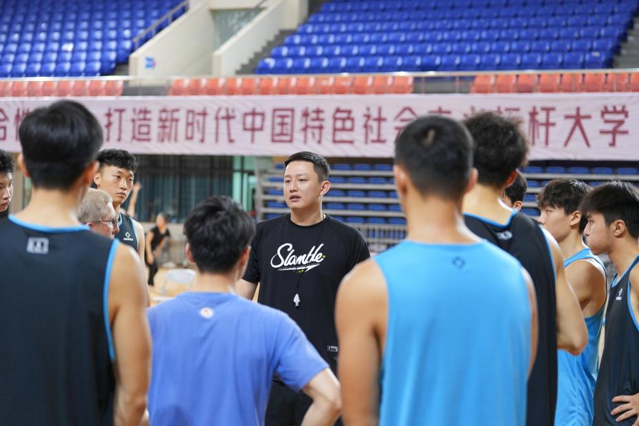 免费黑料网站