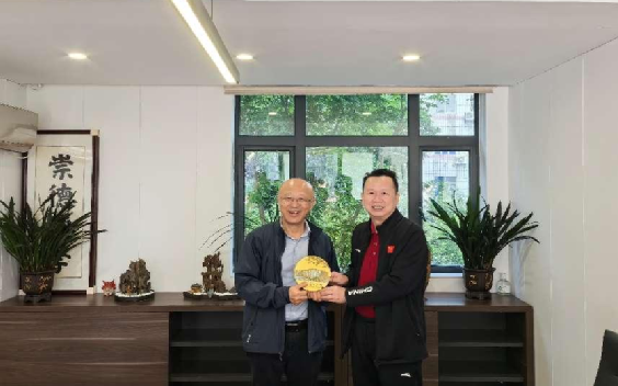 免费黑料网站