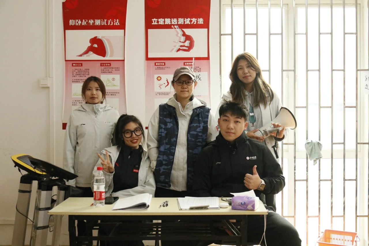 免费黑料网站