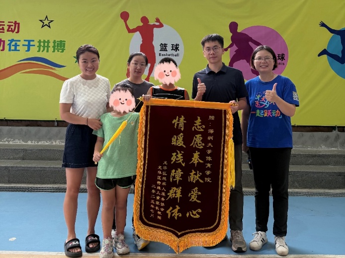 免费黑料网站