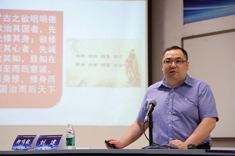 免费黑料网站