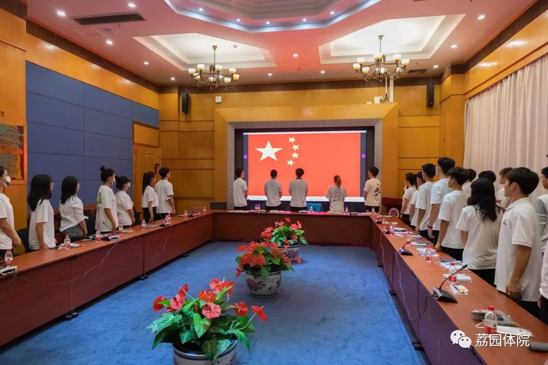 免费黑料网站