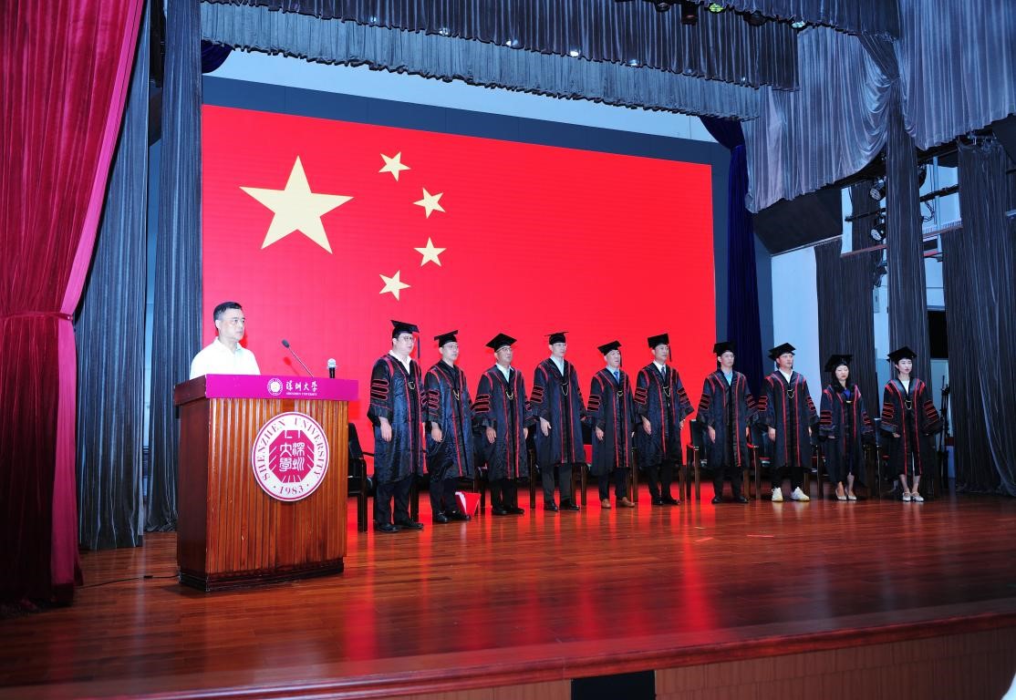 免费黑料网站