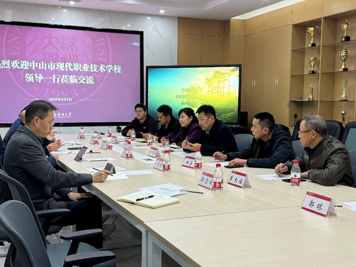 免费黑料网站