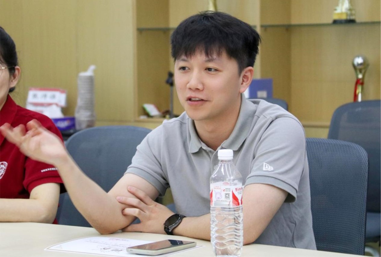 免费黑料网站