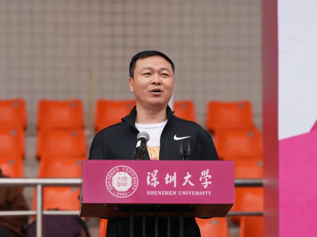 免费黑料网站