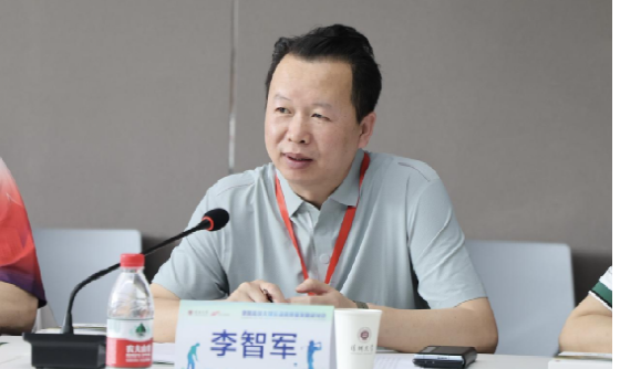 免费黑料网站