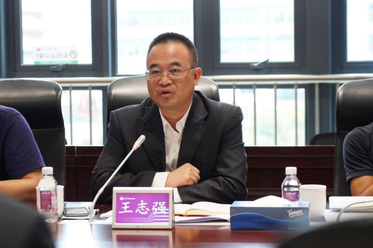 免费黑料网站
