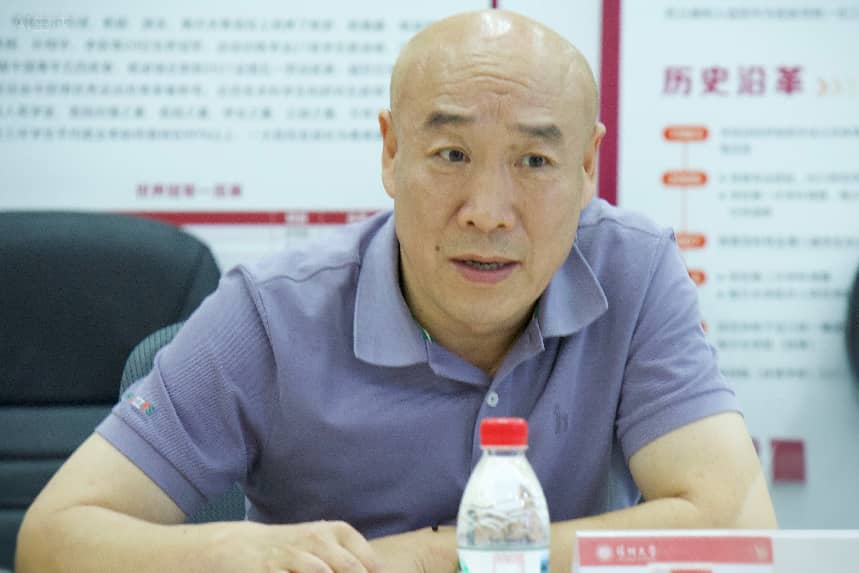 免费黑料网站