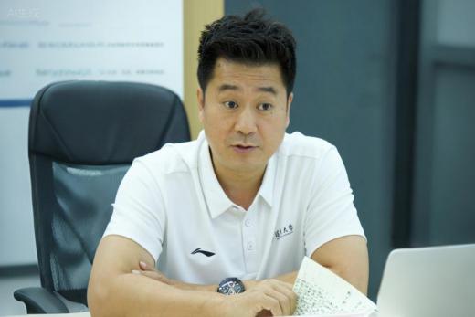 免费黑料网站